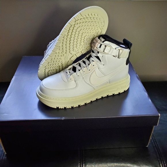 Nike AF1 High "Utility" 2.0 Shoes - Picture 1 of 6